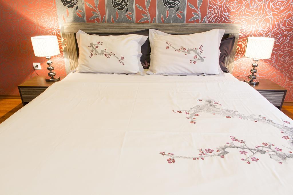 Vitosha Downtown Apartments Sofia Ngoại thất bức ảnh