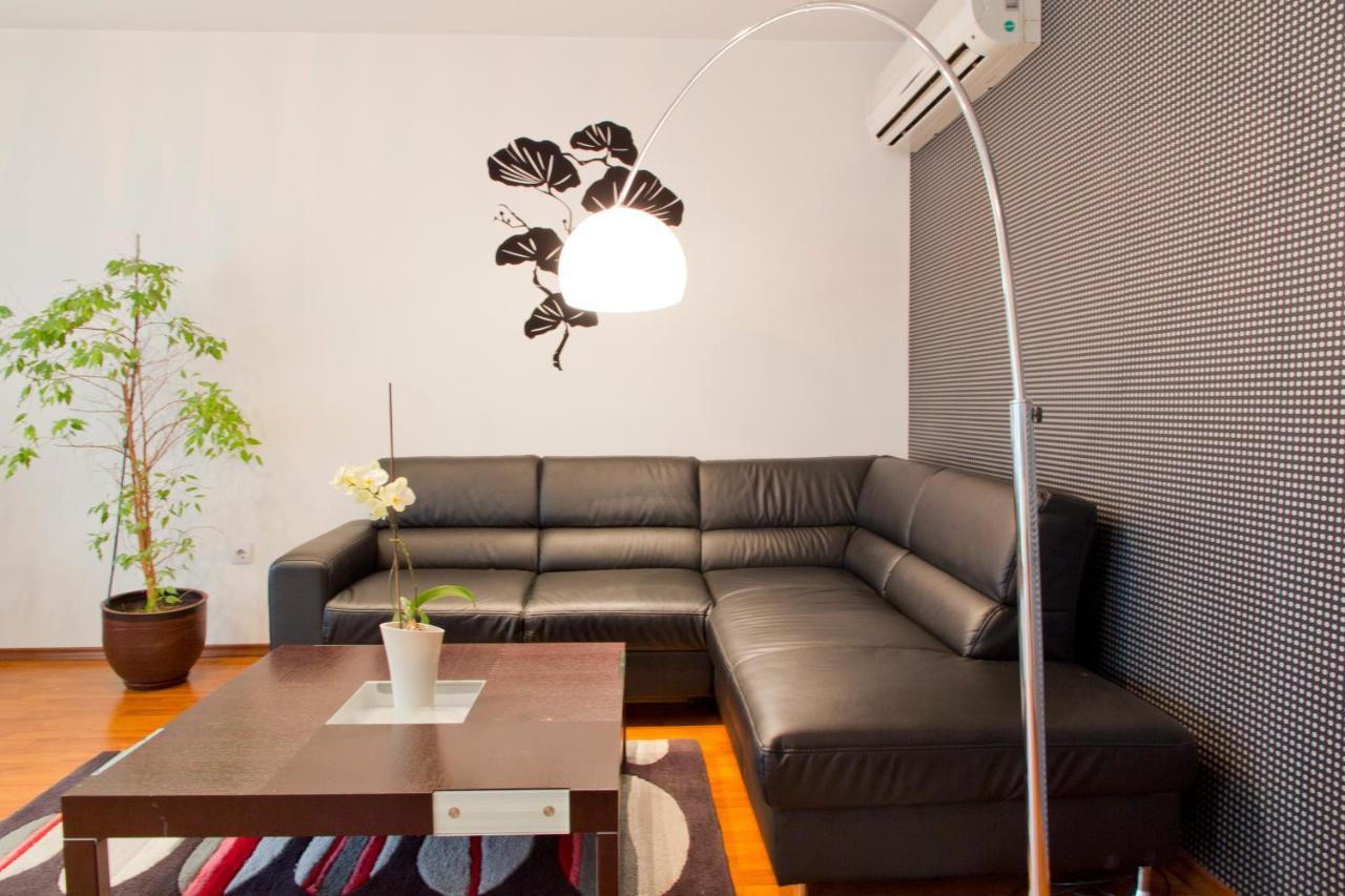 Vitosha Downtown Apartments Sofia Ngoại thất bức ảnh