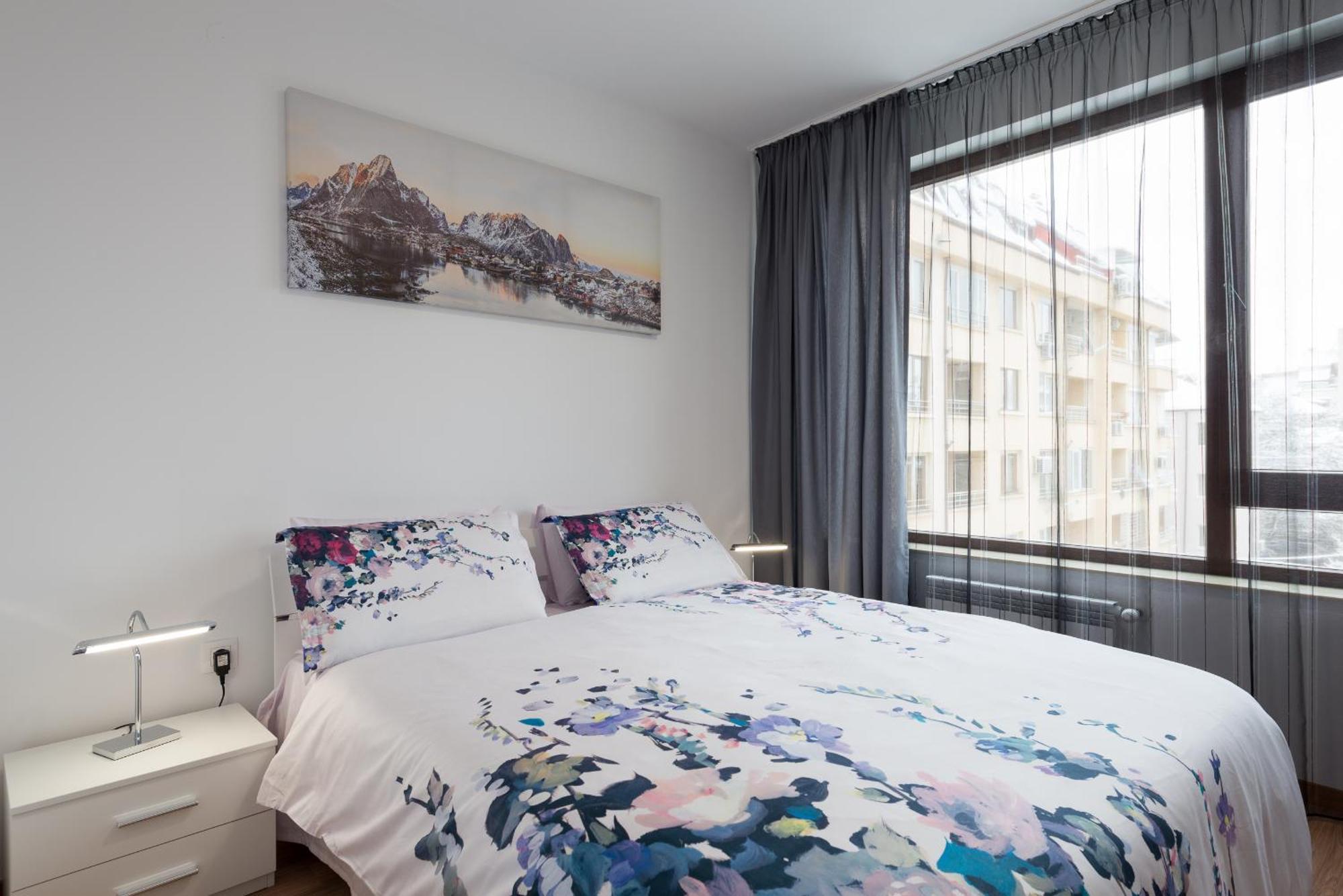 Vitosha Downtown Apartments Sofia Ngoại thất bức ảnh